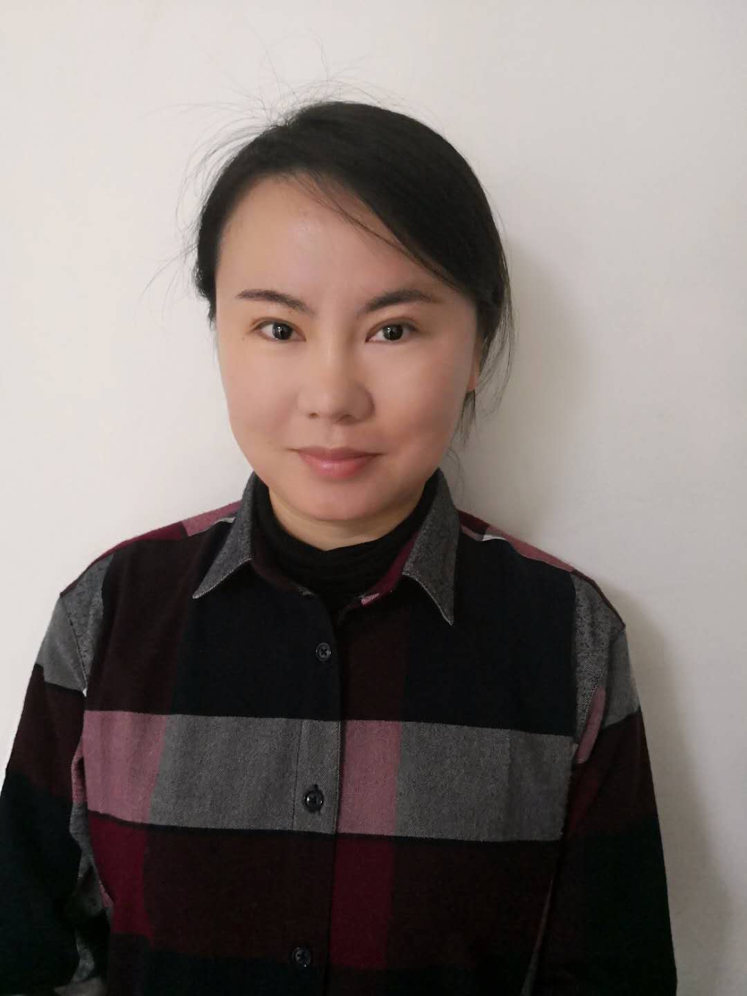 李丽娟.jpg 李丽娟.jpg